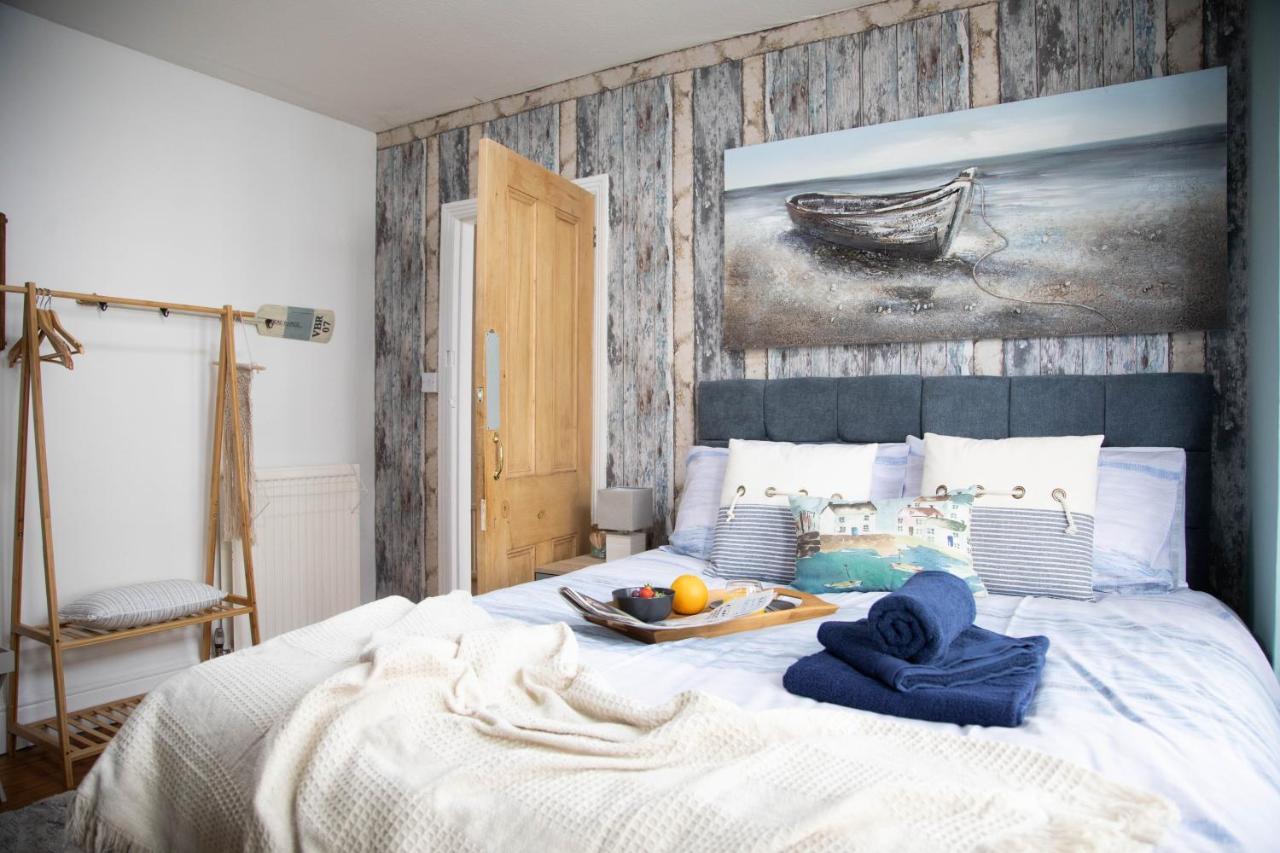 Cosy 3 Bedroom House - Private & Central - Ultra Wifi Canterbury Eksteriør bilde