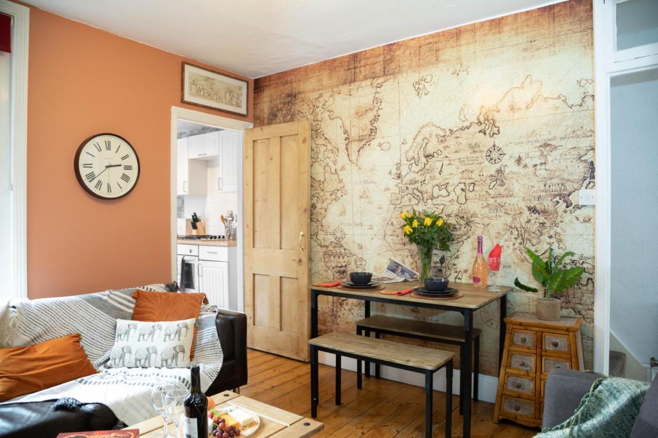 Cosy 3 Bedroom House - Private & Central - Ultra Wifi Canterbury Eksteriør bilde